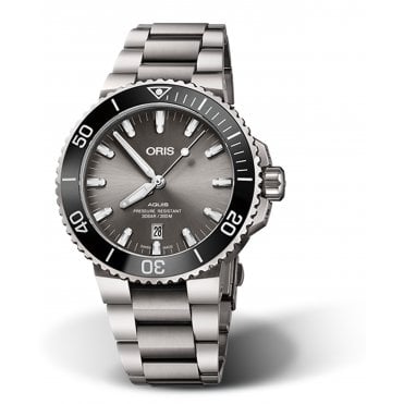 Aquis Titanium Date 43.50mm